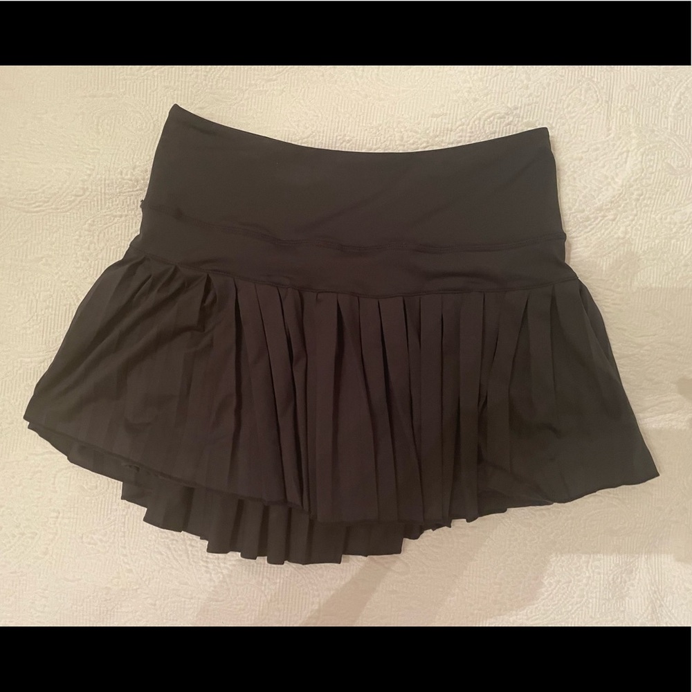 NWT HALARA Everyday 2-in-1 Mid Rise Side Pocket Pleated Tennis Skirt